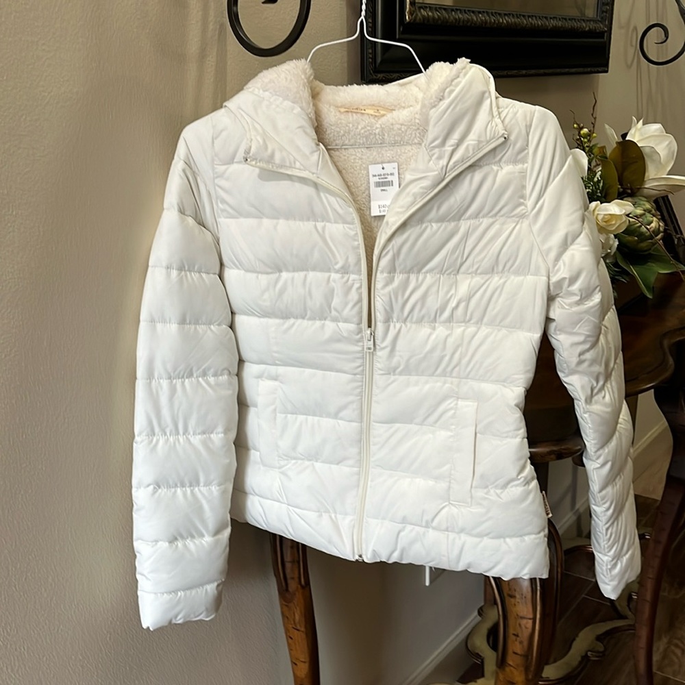 Women’s white puffer jacket, Hollister brand and small new with tags